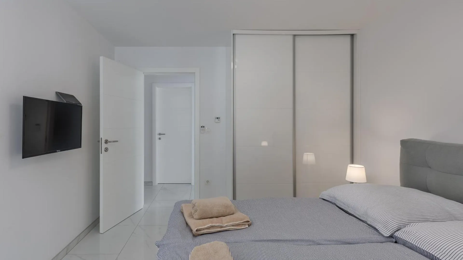 Luxury Pool Apartment With Sea View - Happy Rentals Crikvenica Croatia